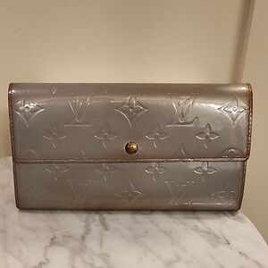 Louis Vuitton Vernis Silver Wallet